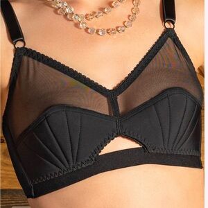 What Katie Did English Vintage style bra.